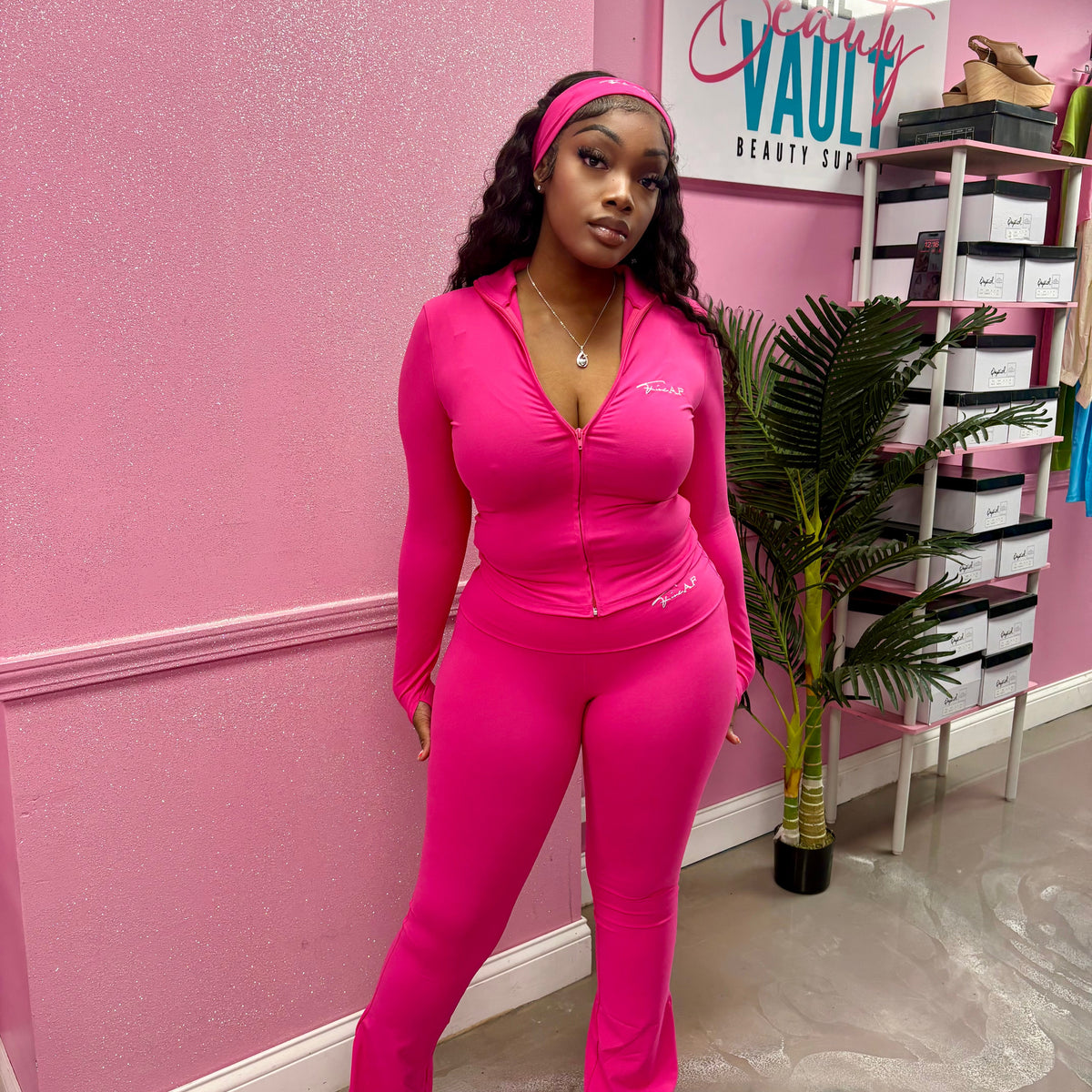 Pink track with headband – Beauty Vault